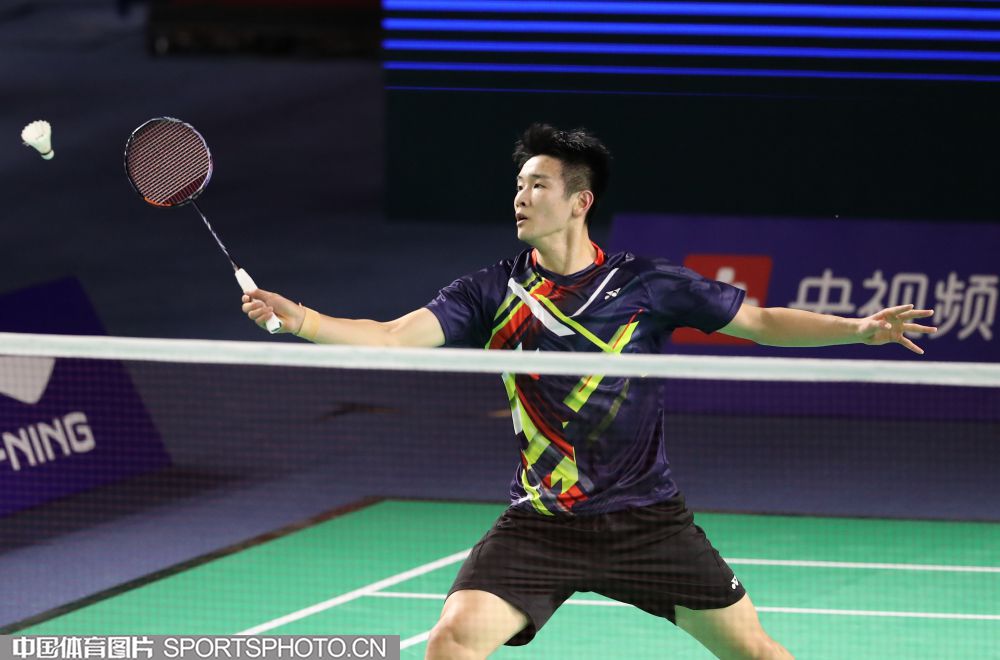 体中举足轻 体中举足轻